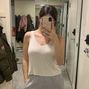 Brandy Melville Linen tank with heart back